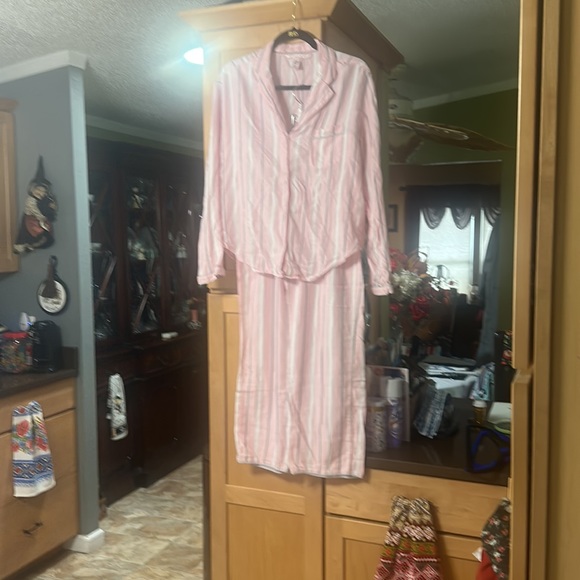 Victoria Secret pjs - Picture 4 of 6